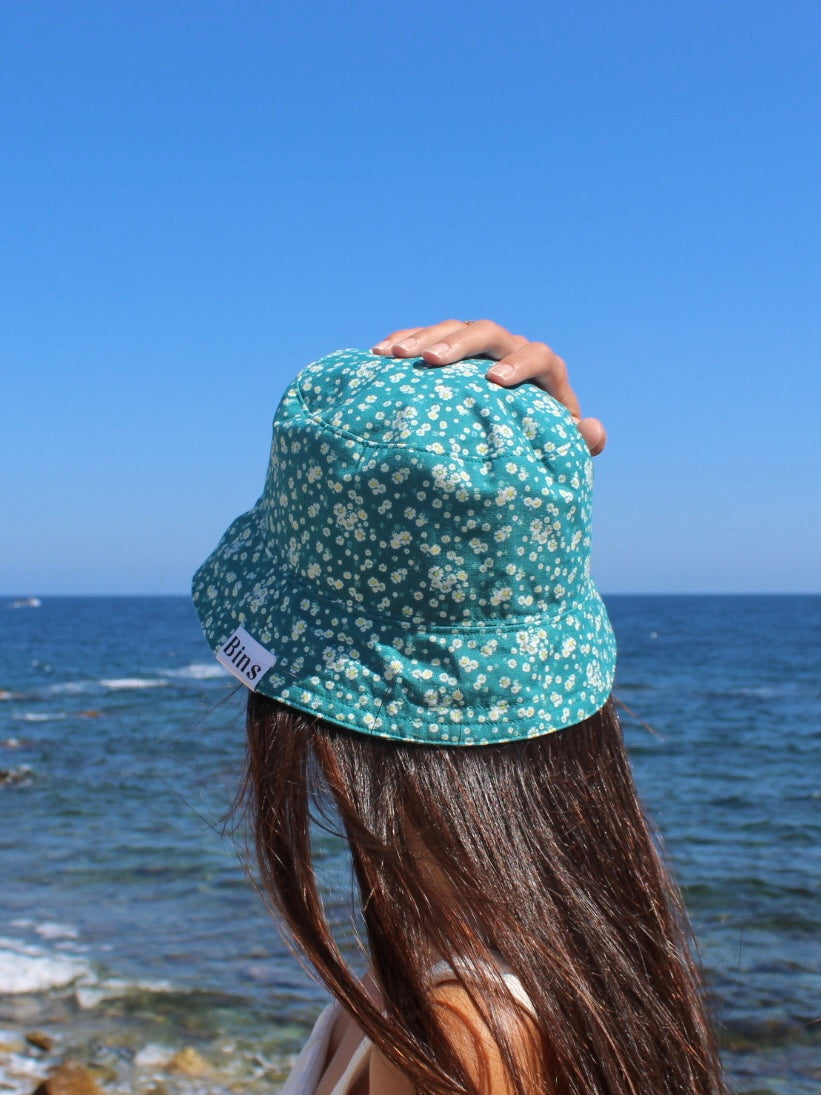 Bucket flores azul